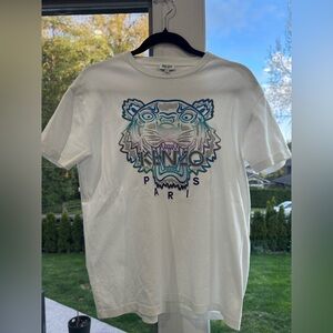 Like new Kenzo tshirt lion logo XS